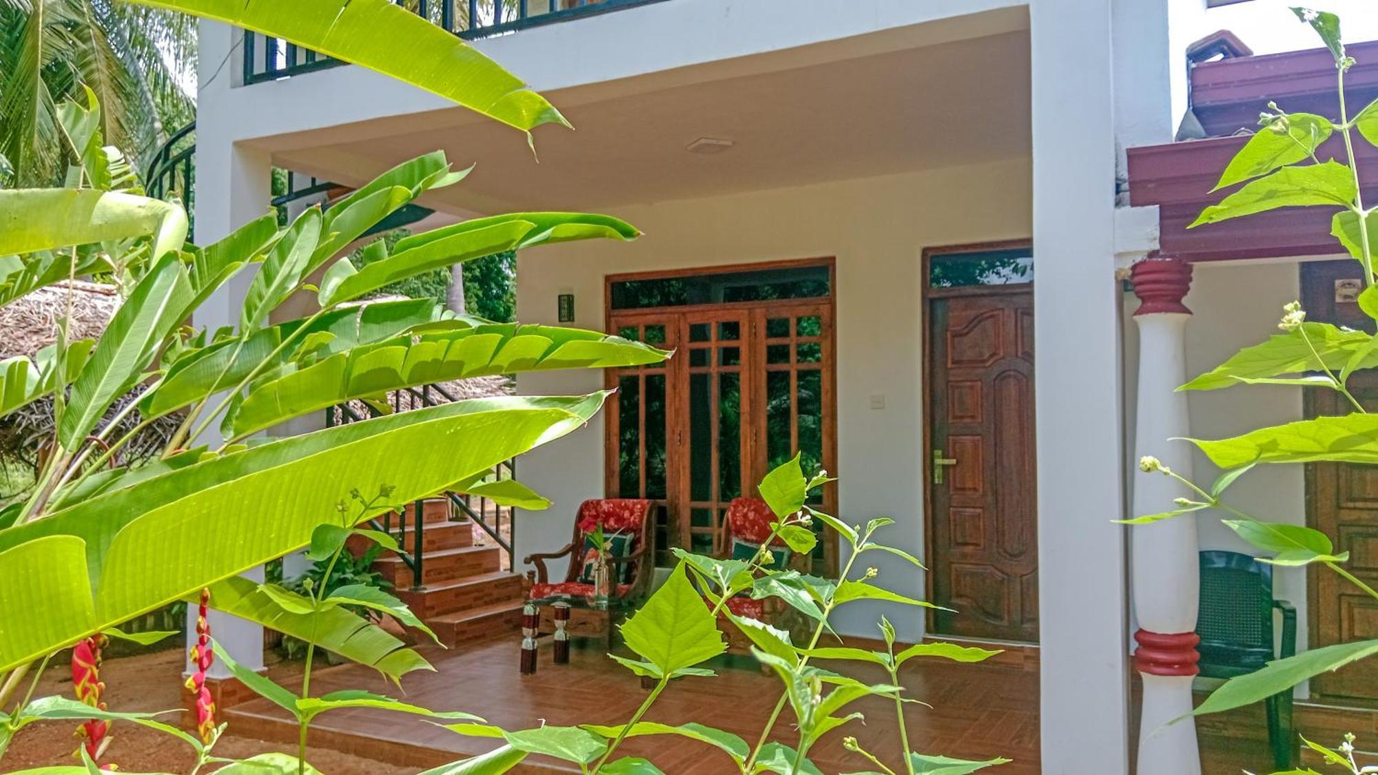Gimhana Homestay Сигирия Экстерьер фото