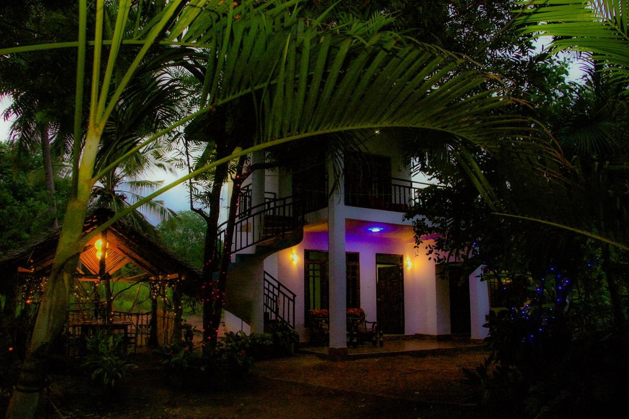 Gimhana Homestay Сигирия Экстерьер фото